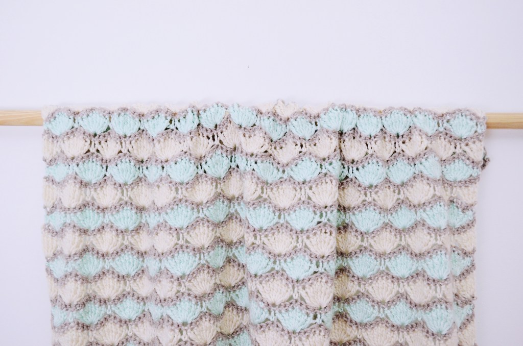 Surf and Sea Blankie – Free Crochet Baby Blanket&nbsp;Pattern